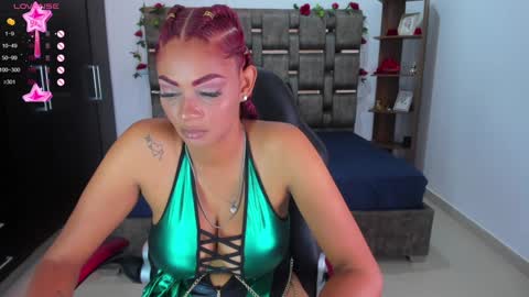 Snapshot of kassandra____ chatting on December 28, 3:58 am Kassandra online show from December 28, 3:58 am