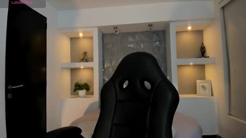 kat_blake online show from February 18, 5:39 am