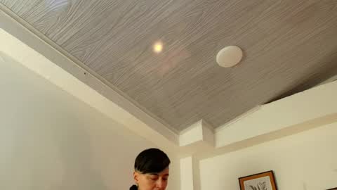 kat paradisse online show from April 14, 11:32 am