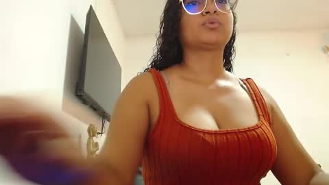 Snapshot of kataleya_skovar chatting on September 14, 4:05 pm danna online show from September 14, 4:05 pm