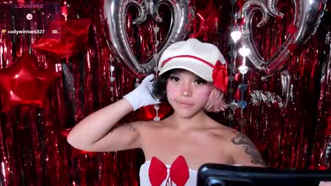 Snapshot of katalina_garcia chatting on February 14, 1:02 am Kata Garcia online show from February 14, 1:02 am