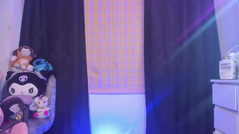 katalina_monroe online show from April 15, 11:38 pm