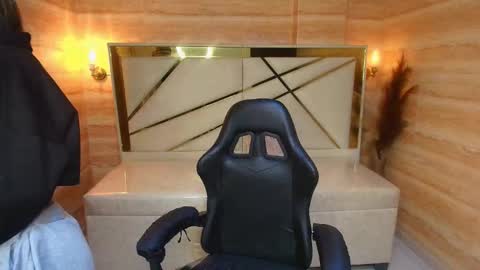 Katalina  online show from February 15, 12:48 pm