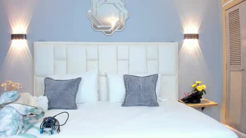 Kata  online show from February 20, 4:00 am