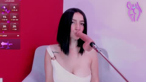 Snapshot of kate_bunny_ chatting on December 7, 11:40 am Kate online show from December 7, 11:40 am