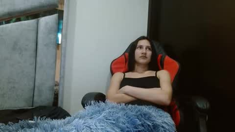 Snapshot of kate_davies chatting on September 23, 12:53 am kate online show from September 23, 12:53 am