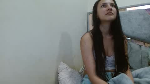 Snapshot of kate_davies chatting on October 2, 2:05 am kate online show from October 2, 2:05 am