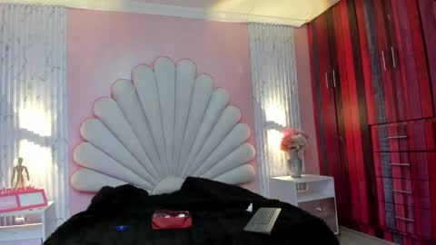 kate online show from March 20, 2:22 pm