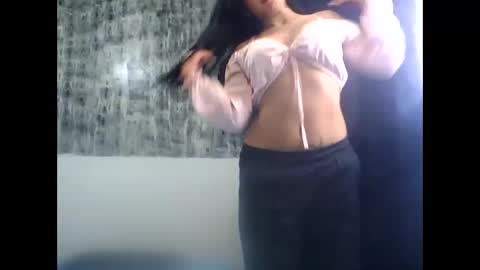 Danna online show from May 25, 5:01 pm