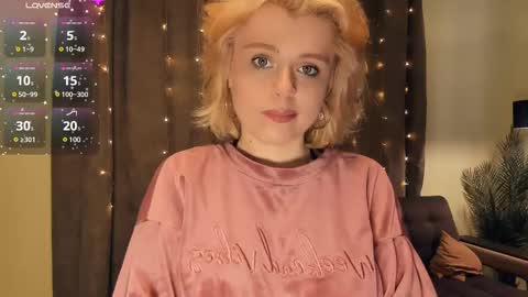 I am Essma online show from February 19, 8:12 am