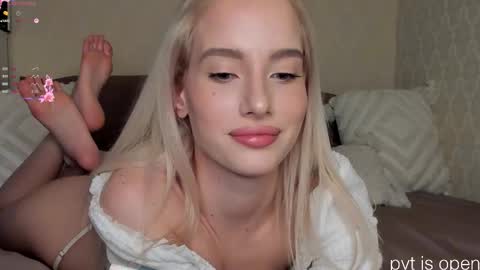    online show from December 17, 10:14 pm