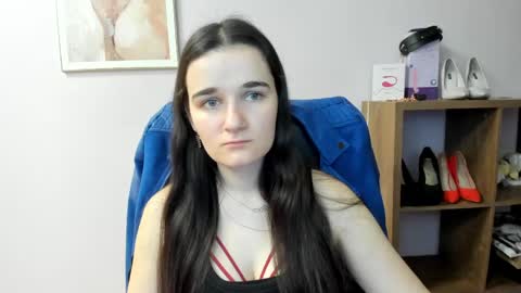 Kate  online show from April 19, 7:08 am