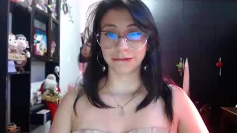 Kateeen18 online show from May 24, 4:44 am