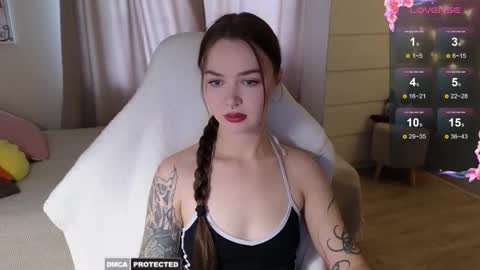 Snapshot of kateleoo chatting on October 16, 11:13 am Im Kate online show from October 16, 11:13 am