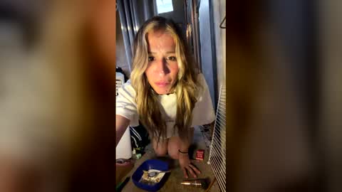 Katelin online show from January 9, 12:15 am