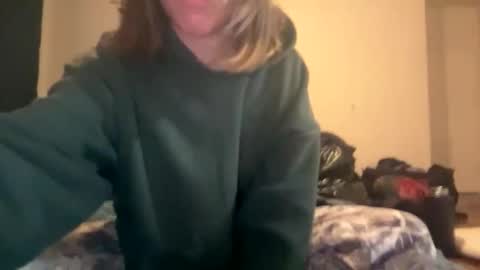 Katelin online show from December 1, 8:18 am