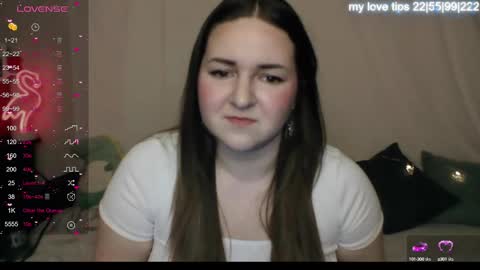 Snapshot of katelyn_sweety chatting on February 19, 11:25 pm Katelyn online show from February 19, 11:25 pm