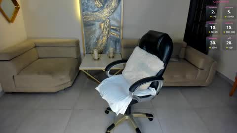  Kate Owens  online show from February 14, 9:45 am