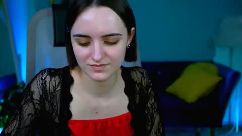 katewillows online show from March 21, 6:07 am