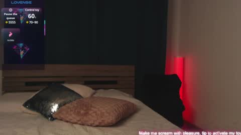 Snapshot of katey_riva35708 chatting on February 2, 8:08 pm KateyRiva online show from February 2, 8:08 pm