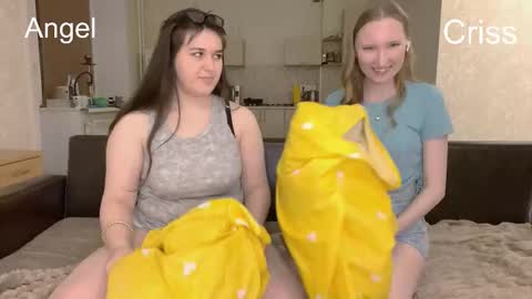 Angel and Kriss online show from March 27, 4:51 pm