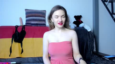 Katherine online show from December 14, 7:29 am