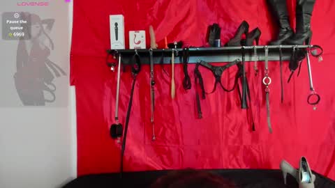 Snapshot of kathia_arnstrong chatting on March 4, 7:32 pm Kathia online show from March 4, 7:32 pm