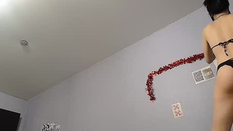 Snapshot of kathrineberry chatting on December 20, 11:00 am KathrineBerry online show from December 20, 11:00 am