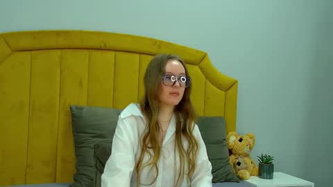 Snapshot of kathystewart chatting on September 25, 4:44 am Kathy online show from September 25, 4:44 am