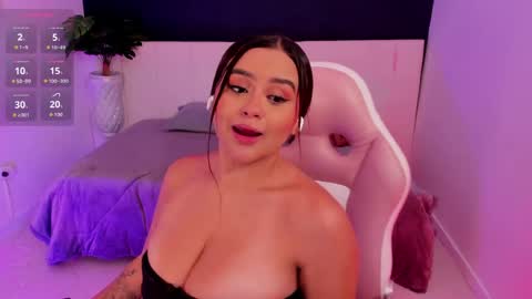 Katia online show from April 10, 6:47 pm