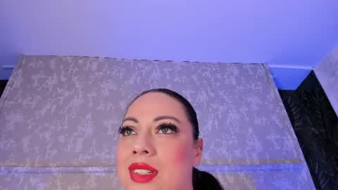 Katia  online show from July 25, 2:18 am