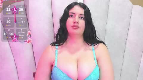 Snapshot of katiajones_vc chatting on September 8, 8:52 pm katiajones_vc online show from September 8, 8:52 pm