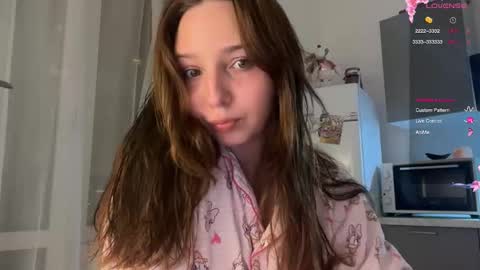 Snapshot of katie________ chatting on October 25, 4:58 pm Katienext stream  online show from October 25, 4:58 pm