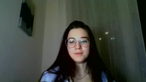 Snapshot of katie_foxi chatting on January 22, 5:59 pm katie_foxi online show from January 22, 5:59 pm
