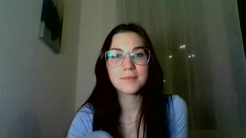 Snapshot of katie_foxi chatting on February 19, 5:06 pm katie_foxi online show from February 19, 5:06 pm