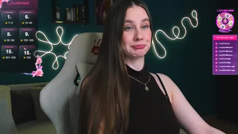 Snapshot of katie_taylorr chatting on October 11, 10:56 pm Katie online show from October 11, 10:56 pm