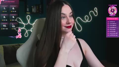 Snapshot of katie_taylorr chatting on October 14, 10:12 pm Katie online show from October 14, 10:12 pm