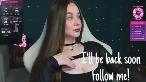Snapshot of katie_taylorr chatting on September 20, 11:25 pm Katie online show from September 20, 11:25 pm