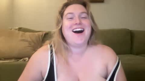 katiecopper27 online show from May 29, 3:26 am