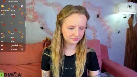 Katrina Bail online show from October 30, 2:14 am