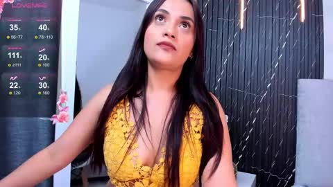 Snapshot of katrina_kaif_x chatting on February 28, 7:14 pm Keyla online show from February 28, 7:14 pm