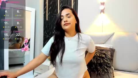 Snapshot of katrina_kaif_x chatting on March 3, 7:14 pm Keyla online show from March 3, 7:14 pm