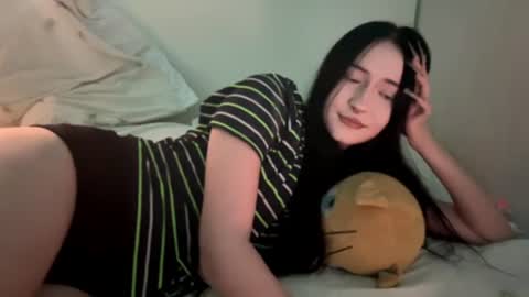 katrineb online show from July 30, 6:42 pm