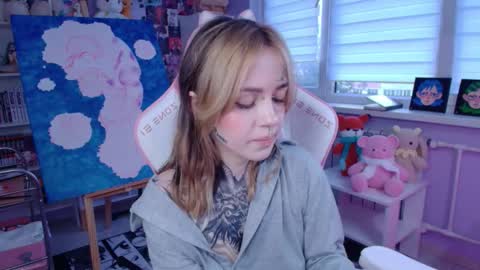Snapshot of katrinwaifu chatting on September 24, 3:11 pm Katrin online show from September 24, 3:11 pm