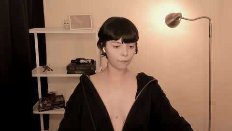 Snapshot of katsurotaro chatting on October 13, 8:55 pm katsuro online show from October 13, 8:55 pm
