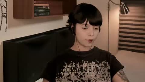 katsuro online show from July 10, 9:04 pm