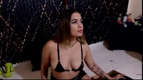 Katt  online show from October 31, 6:34 pm