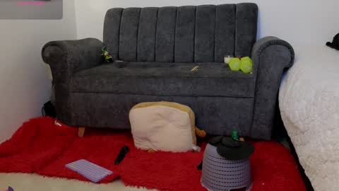 Snapshot of katt_bdsm chatting on January 8, 6:31 pm Katt online show from January 8, 6:31 pm