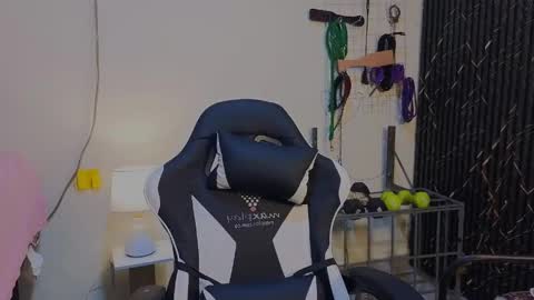 Katt  online show from April 13, 5:14 pm