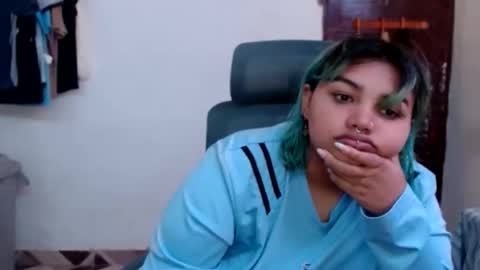 katteyes_ online show from May 31, 7:59 pm